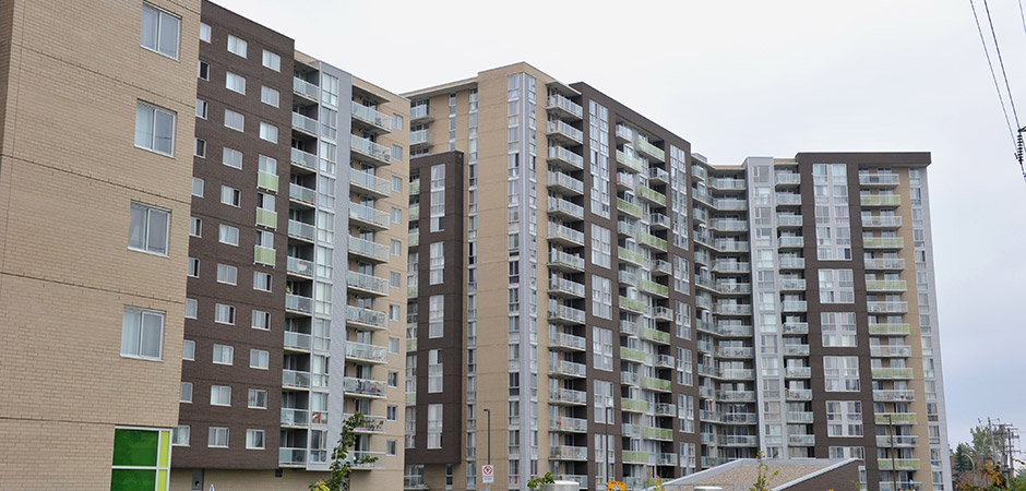 Condo place Acadie à Montréal